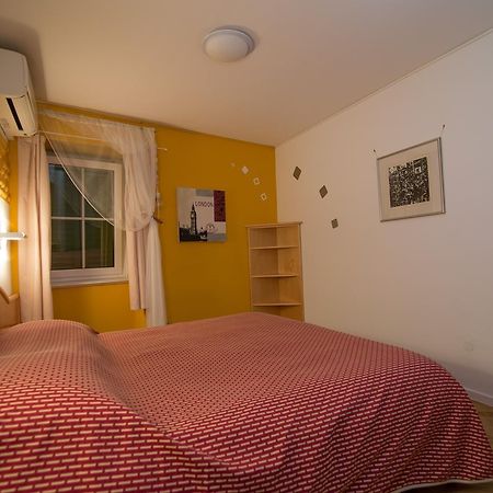 Bed&Breakfast Saturn Veli Losinj Bagian luar foto