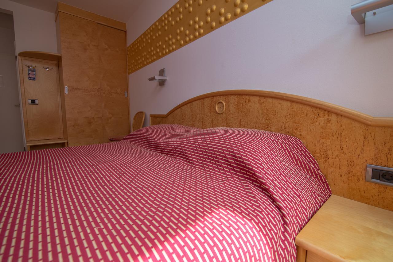 Bed&Breakfast Saturn Veli Losinj Bagian luar foto