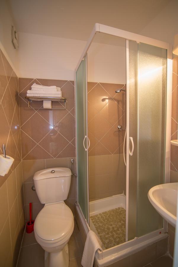 Bed&Breakfast Saturn Veli Losinj Bagian luar foto